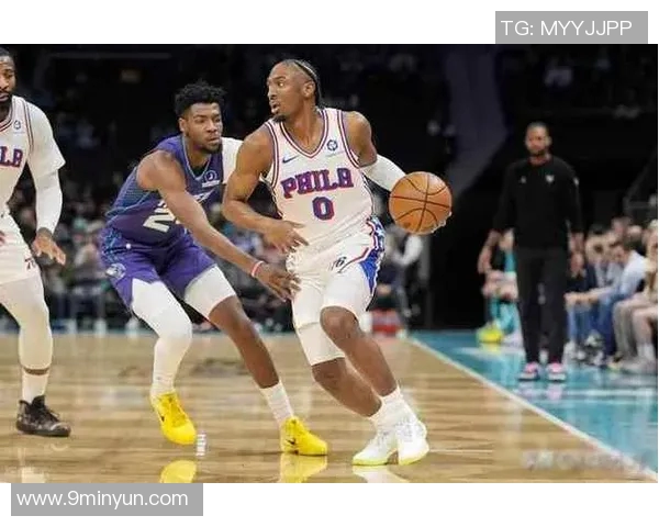 克尼佩尔超越布兰登·米勒，打破黄蜂队史新秀三分命中纪录